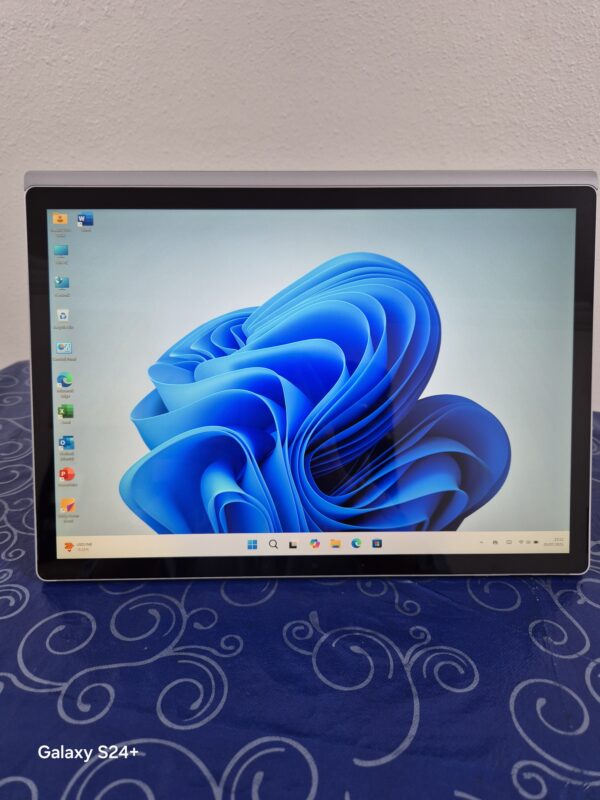 Microsoft Surface Book 2 (15″) Core i7, 8th Gen Display 15″ PixelSense Touch 16GB RAM 512GB SSD - Image 7