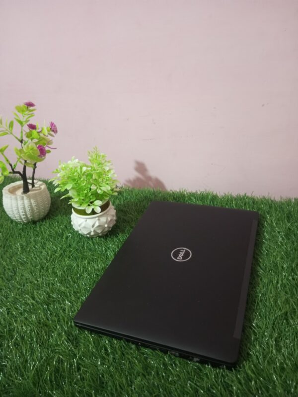 Dell Latitude 7390 – Core i7 8th Gen | 8GB RAM | 256GB SSD | 13" FHD Display - Image 5